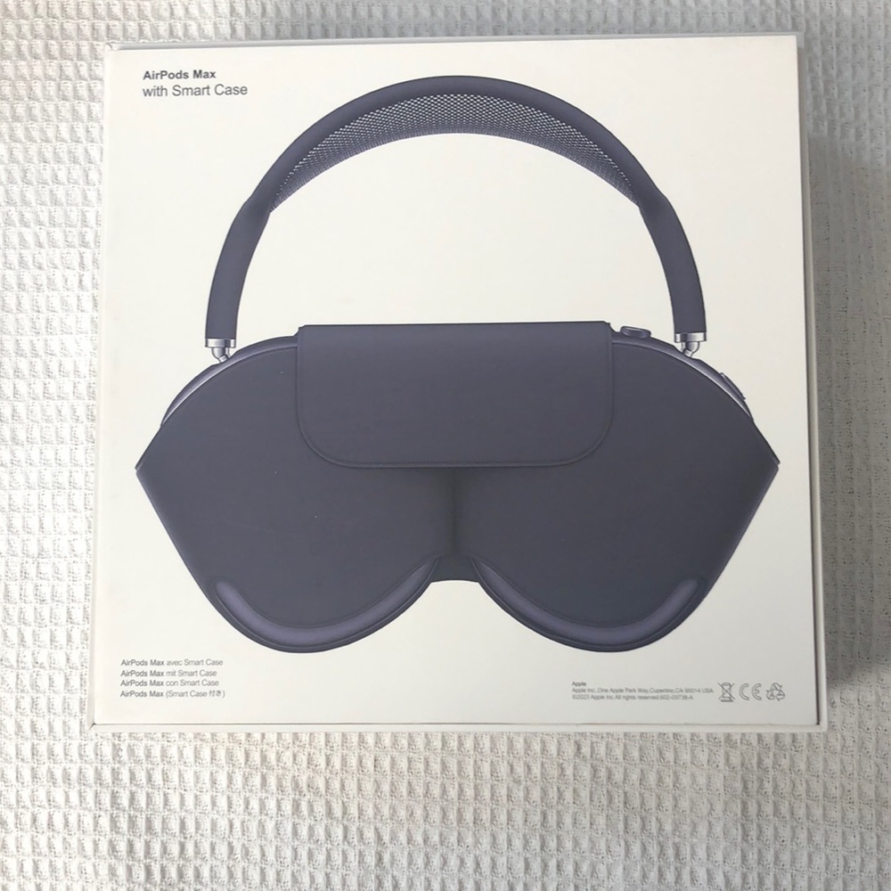 Apple Max Headphones Headphones - Picture 2 of 8